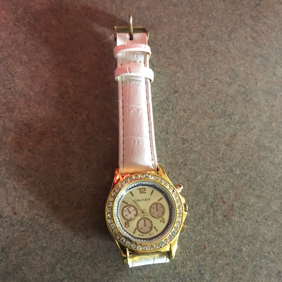 Watches - Picture 5 of 5